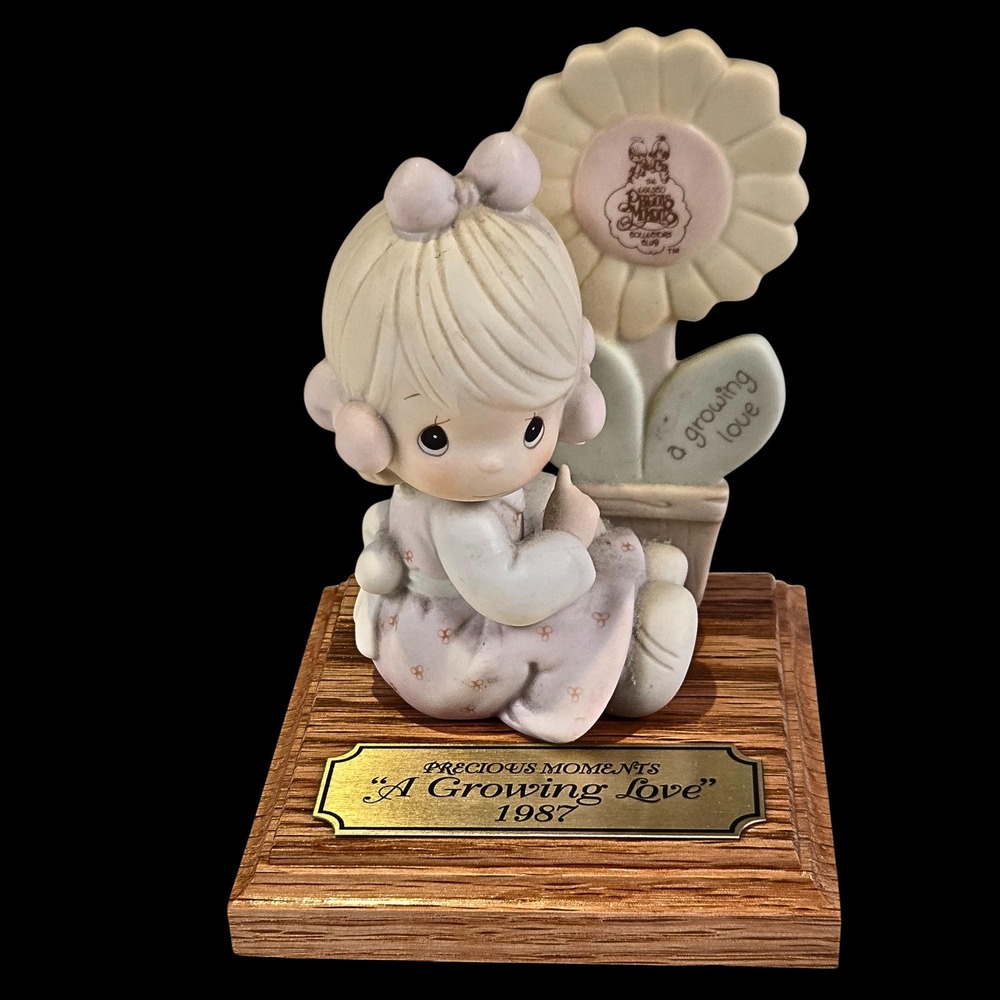 Precious Moments "A Growing Love" 1987 Figurine E-0008 Enesco Flower Mark